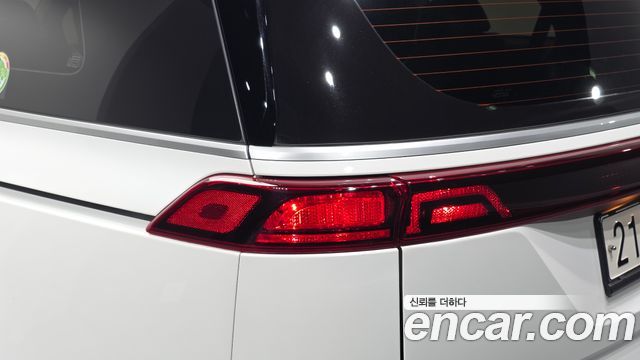 Kia Canival 2023 — photo 9