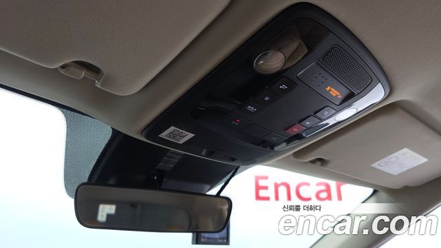 Kia Canival 2023 — photo 29