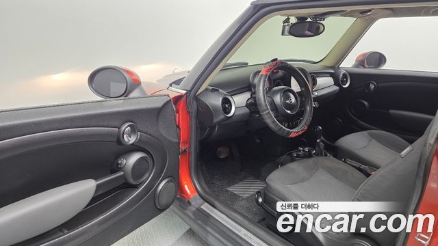 Mini Cooper 2011 — photo 10