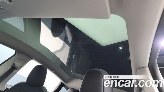 Tesla Model Y 2024 — photo 21