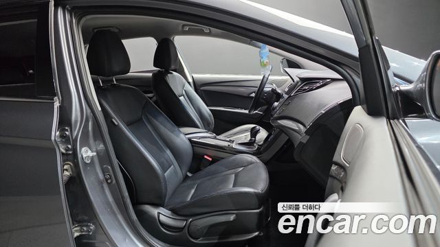 Hyundai i40 2016 — photo 11