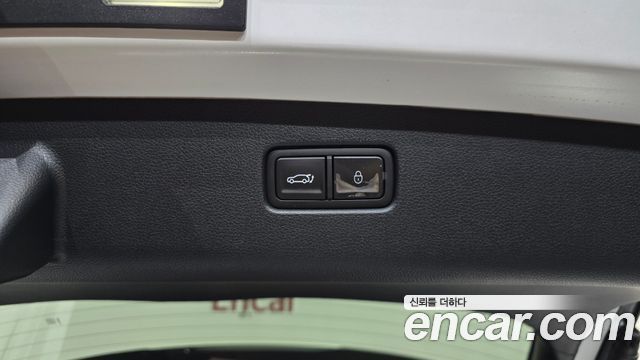 Genesis GV70 2024 — photo 24