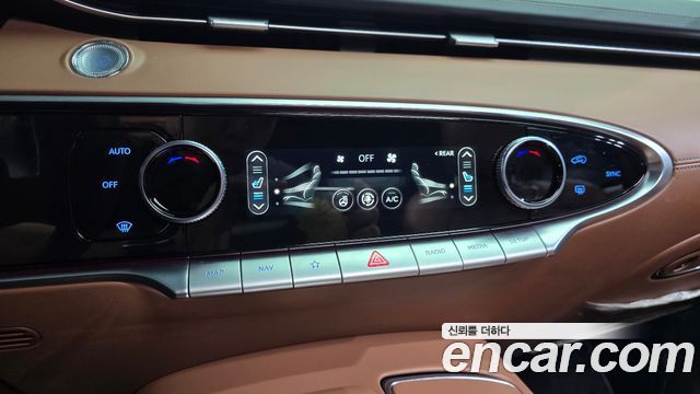 Genesis GV70 2024 — photo 37
