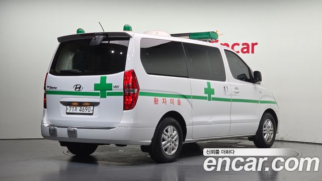 Hyundai Starex 2016 — photo 2