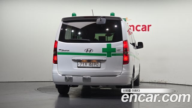 Hyundai Starex 2016 — photo 4