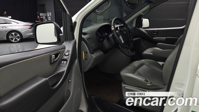 Hyundai Starex 2016 — photo 13