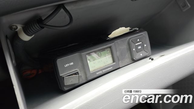 Hyundai Starex 2016 — photo 19