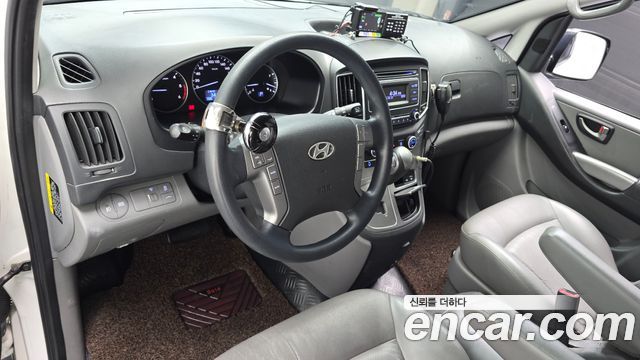 Hyundai Starex 2016 — photo 26