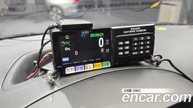 Hyundai Starex 2016 — photo 31