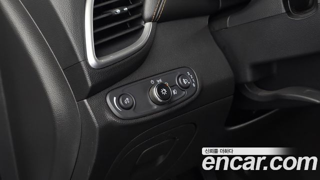 Chevrolet Korea Trax 2019 — photo 27