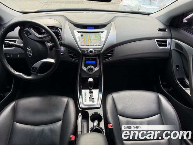Hyundai AVANTE 2012 — photo 7