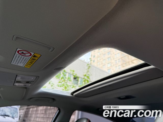Hyundai AVANTE 2012 — photo 19