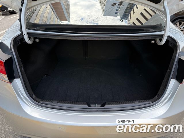 Hyundai AVANTE 2012 — photo 20
