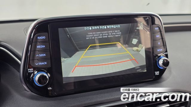 Hyundai Santafe 2019 — photo 21