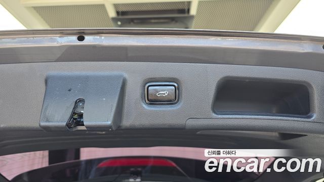 Hyundai Santafe 2019 — photo 24