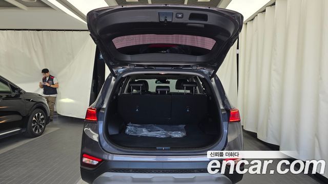 Hyundai Santafe 2019 — photo 25