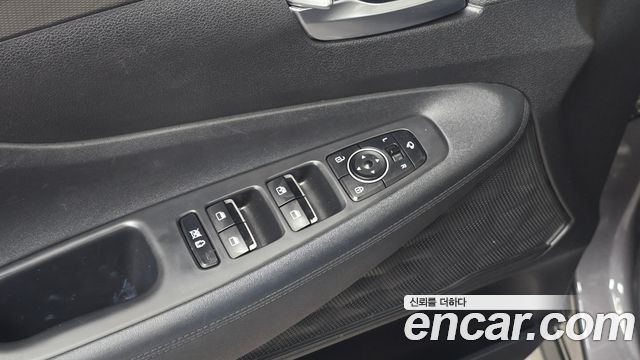 Hyundai Santafe 2019 — photo 30
