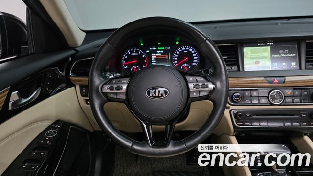 Kia K7 2016 — photo 19