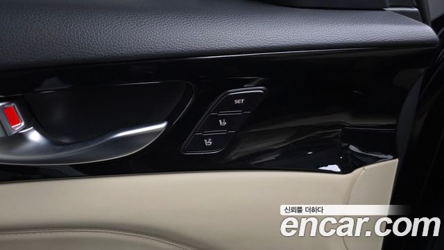 Kia K7 2016 — photo 33
