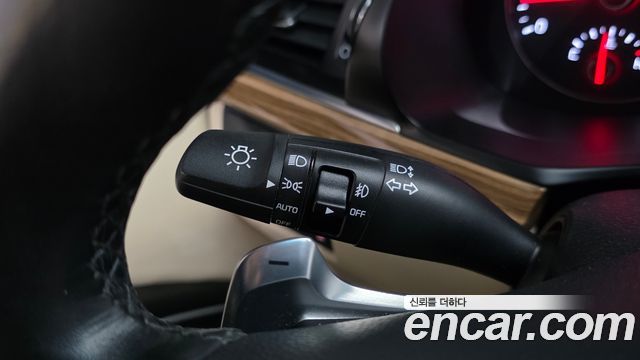 Kia K7 2016 — photo 34