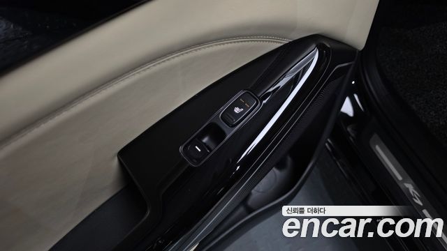Kia K7 2016 — photo 37