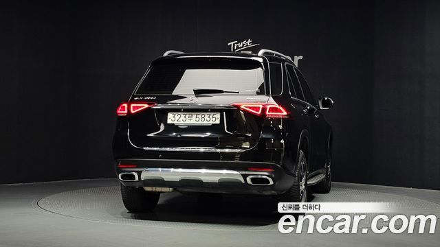 Mercedes-Benz GLE-Class 2019 — photo 4