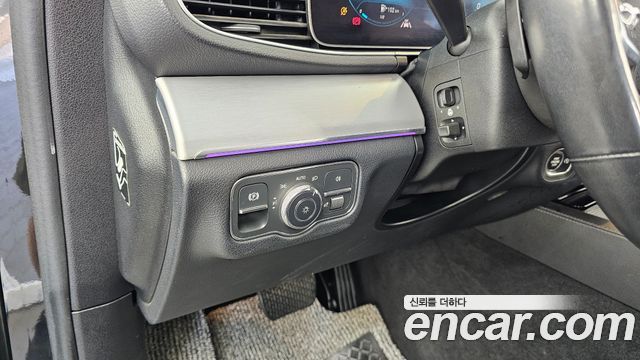 Mercedes-Benz GLE-Class 2019 — photo 16