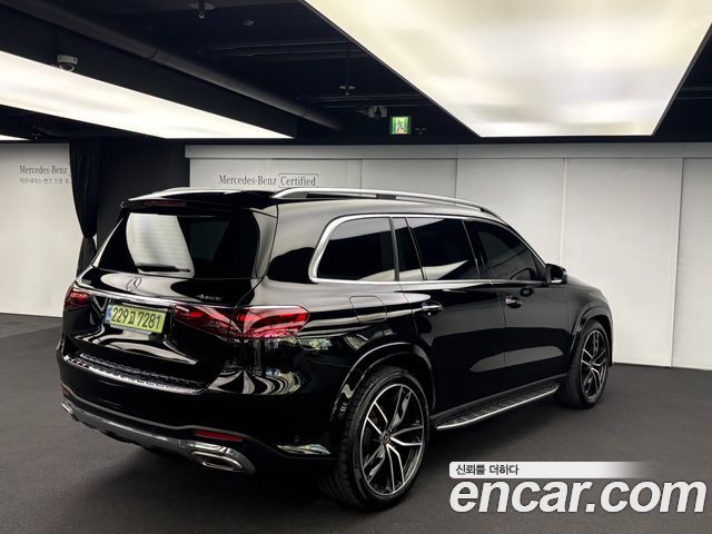 Mercedes-Benz GLS-Class 2025 — photo 4