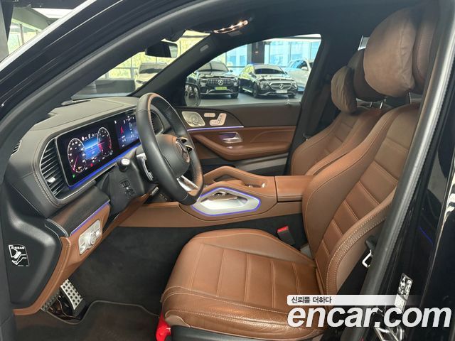 Mercedes-Benz GLS-Class 2025 — photo 9