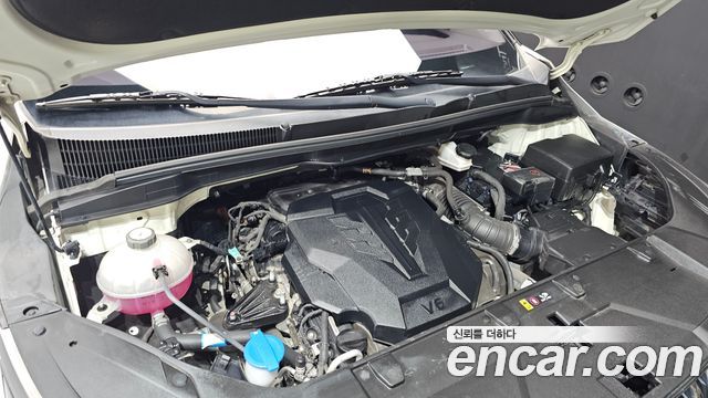 Kia Canival 2023 — photo 6