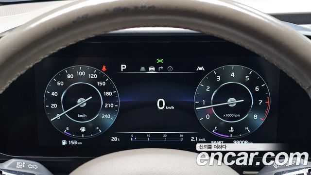 Kia Canival 2023 — photo 11