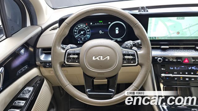 Kia Canival 2023 — photo 18