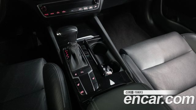 Kia K7 2016 — photo 12