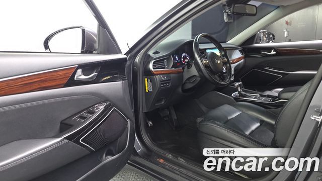 Kia K7 2016 — photo 13