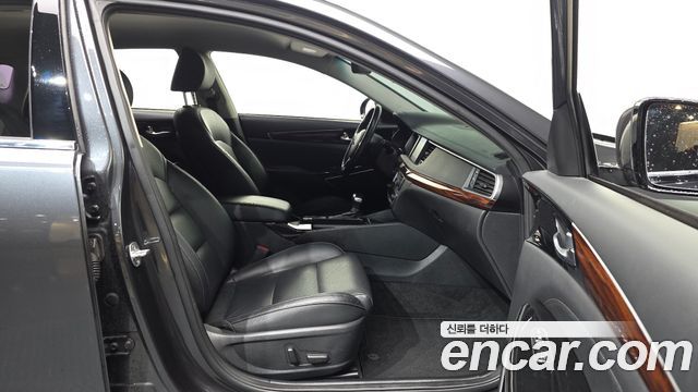 Kia K7 2016 — photo 17