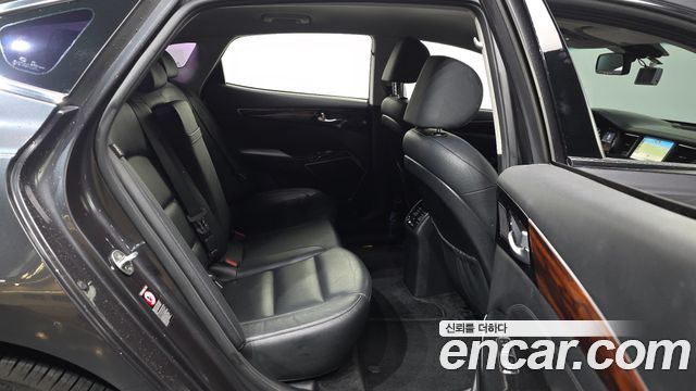 Kia K7 2016 — photo 18