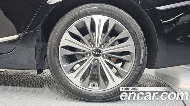 Kia K8 2023 — photo 7