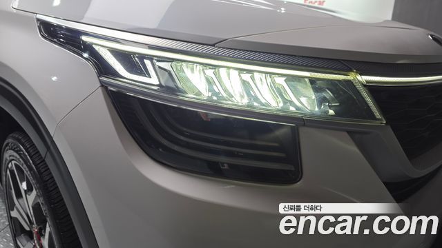 Kia Seltos 2020 — photo 8