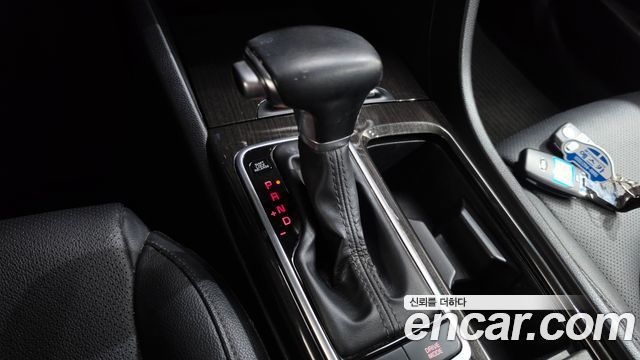 Kia K5 2019 — photo 12