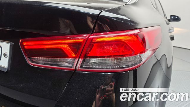 Kia K5 2019 — photo 9
