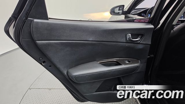 Kia K5 2019 — photo 15
