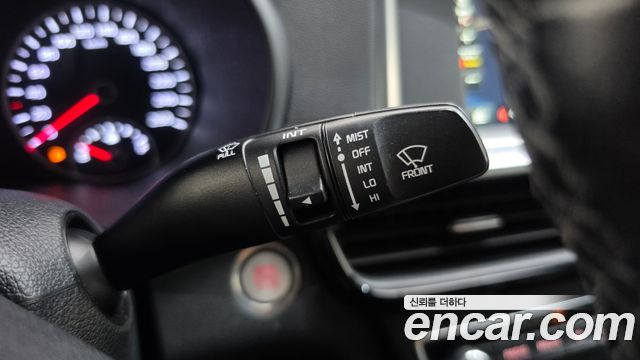 Kia K5 2019 — photo 28