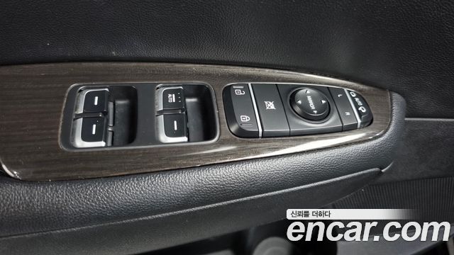 Kia K5 2019 — photo 31