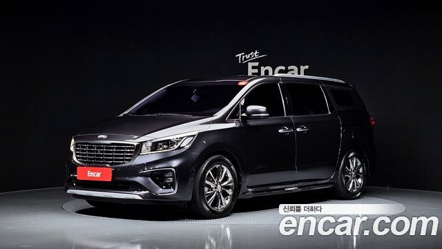 Kia Canival 2019 — photo 1