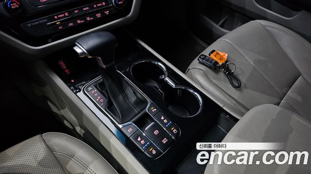 Kia Canival 2019 — photo 12
