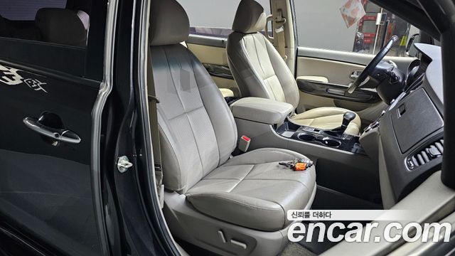 Kia Canival 2019 — photo 18