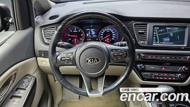 Kia Canival 2019 — photo 19