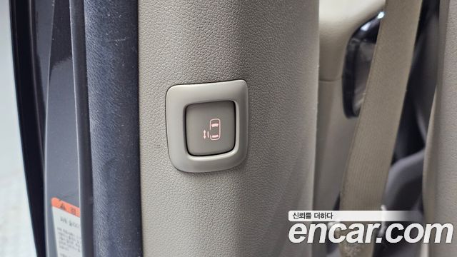 Kia Canival 2019 — photo 24