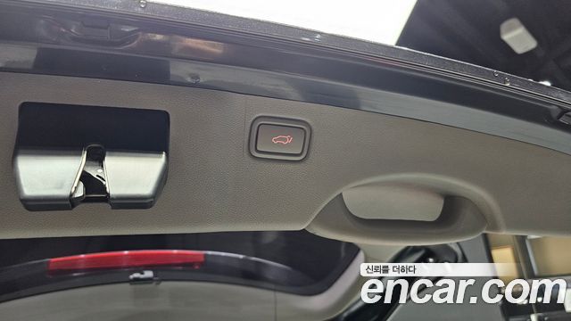 Kia Canival 2019 — photo 26