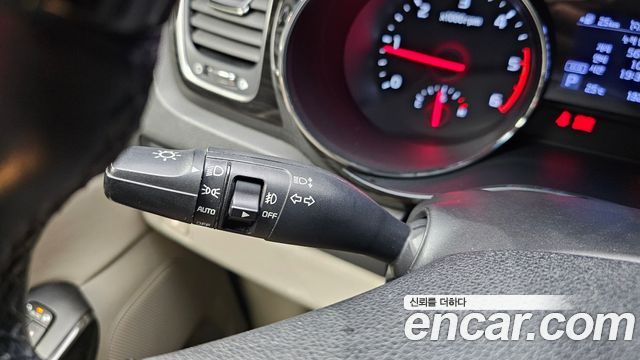 Kia Canival 2019 — photo 31
